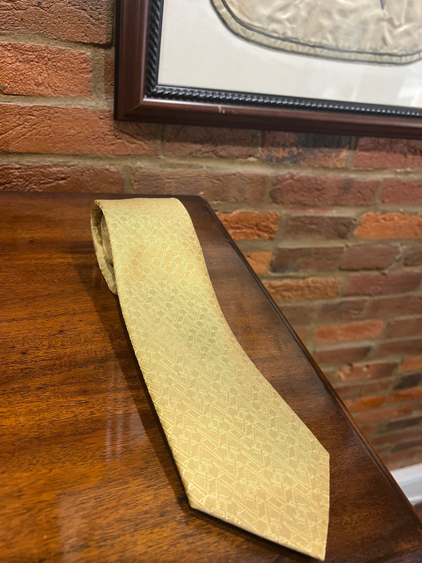 Alternating Square and Compass Necktie